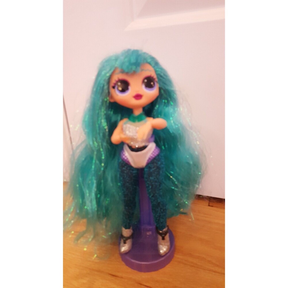 LOL Surprise OMG Winter Disco COSMIC NOVA 9" Fashion Doll MGA Entertainment - Picture 2 of 9